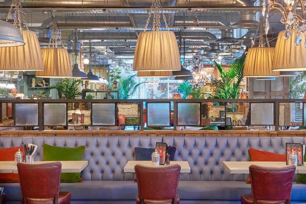 Bill's Westfield White City Restaurant